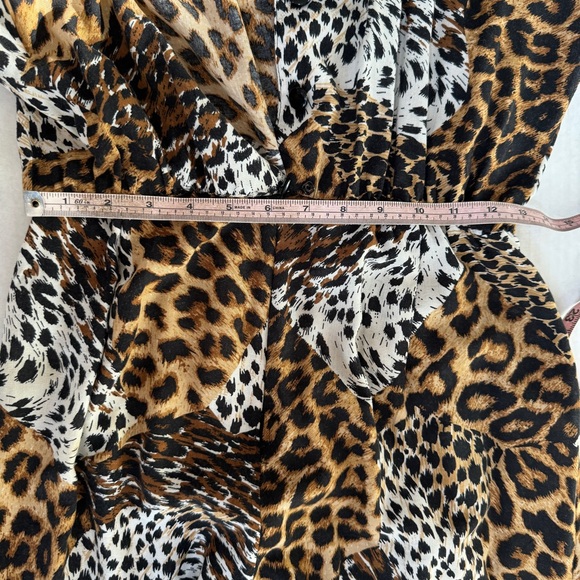 Vintage Short Sleeve Animal Print Jumpsuit by Caron of Chicago size Small/Medium - Picture 9 of 13